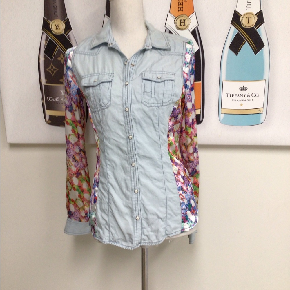 L Amour Denim Top M